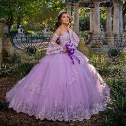 2021 Princess Lavender Quinceanera Dresses V Neck Lace Up Ball Gown Sweet 16 Dress Long Sleeves vestidos de 15 anos268o