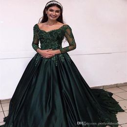 Dark Green Bateau Ball Gown Quinceanera Dresses Off The Shoulder Evening Party Dresses Long Sleeves Lace Appliques Beaded Prom Gow251W