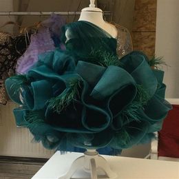 2021 Dark Green Luxurious Flower Girl Dresses Ball Gown Sheer Neck Tiers Feather Lilttle Kids Birthday Pageant Weddding Gowns ZJ672775