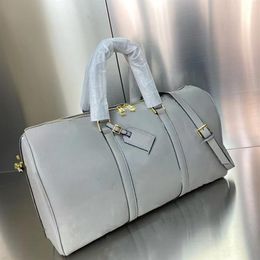 2022 Luxury Fashion Men Women High-quality Travel Duffle Bags Brand Designer Luggage Handbags Large Capacity Sport Bag With Should2767
