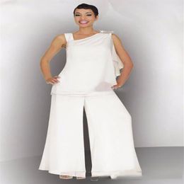 Modest 2020 Mother Of The Bride Groom Pant Suit Ruched Crystal Plus Size White Chiffon Elegant Women Formal Wedding Guest Dresses286v