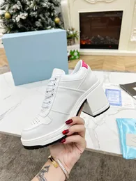 2023 Designer Sneakers Gabardine Nylon Casual Shoes Brand Wheel Trainers Luxury Canvas Sneaker Fashion Platform Solid Heighten Shoe With Box 0722