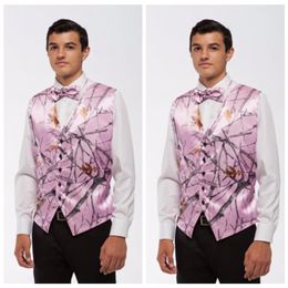 Cheap 2019 Pink Camo Men Vests With Tie Camouflage Groom Groomsman Vest Cheap Satin Custom Formal Wedding Vests Country Groom204u