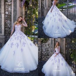 2022 Stunning Lavender Illusion Bodices A Line Wedding Dresses Sheer Neck Long Sleeves Lace Appliqued Beach Bridal Gowns Custom Ma304k