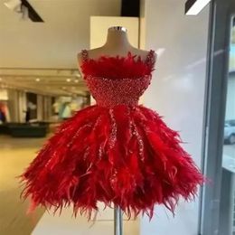 Sexy Red Feathers Ball Gown Cocktail Dresses Sparkly Sequins Prom Wear Short Sleeveless Evening Party Dress Women Formal Gowns PRO314y