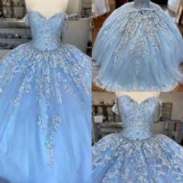 Baby Blue Lace Tulle Sweet 16 Dresses Off The Shoulder Floral Applique Tulle Beaded Corset Back Vestidos De Quinceanera Ball Gowns305c