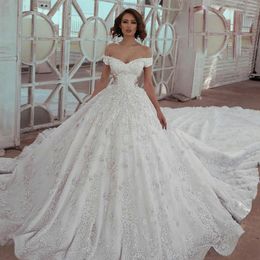 Luxury Wedding Dresses for Girls Men Women Bridal Ball Gowns Sleeveless Princess Lace Appliques Beading Bead Wedding Gowns Petites2409