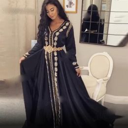 2020 Moroccan Kaftan Evening Dresses Appliques Long Evening Dress Muslim Full Sleeve Arabic Party Dress2714