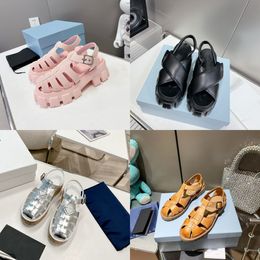 Foam rubber sandals Monolith padded nappa Buckle Roman Soft Wedge Slippers Quartz Women Increase Platform Sneakers Cloudbust Classic Patent Matte Loafers