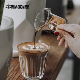 Mugs MHW 3BOMBER Measuring Cup Double Spouts High Borosilicate Glass With Scale Lines Barista Accessory Coffee Bar Tool Espresso 230721