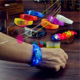 LED Silicone bracelet sound control bracelet light wrist strap Light Up Bangle Wristband Party Bar Cheer toy Outdoor Gadgets ZZ