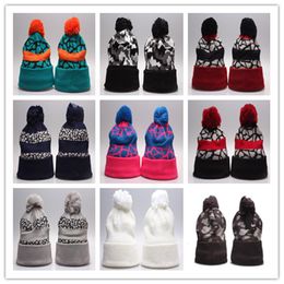 Whole winter Beanie Knitted Hats custom Sports warm beanies caps Women Men popular fashion styles 10000 to pick up194k