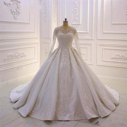 Vintage Long Sleeves Ball Gown Wedding Dresses with Lace Appliques Saudi Arabic Dubai Garden Wedding Dress vestido de novia292N