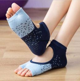 Fashion Women Cotton Yoga Backless Five Toe Open Socks Breathable Anti-Slip Silicone Sport Pilates Sock Gym Fitness Ballet Sox Slippers Dance
