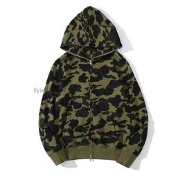 Bapes Hoodie Designer Mens Hoodies Shark Luminous Women Sweatshirts Letters Camo Hoody Oversized Cotton Zip Sweaters Hoodys Embroidered Cardigan 888J