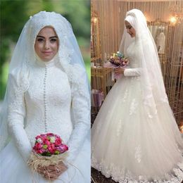 Vintage Muslim Ball Gown Wedding Dresses Long Sleeves High Neck Floral Lace Flower Bridal Gowns Saudi Arabia Islamic Wedding Dress314s