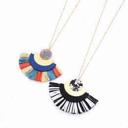 Pendant Necklaces Resin Semicircle Wood Raffia Tassels Long Chain Sweater Dress Necklace Geometric Body Jewelry