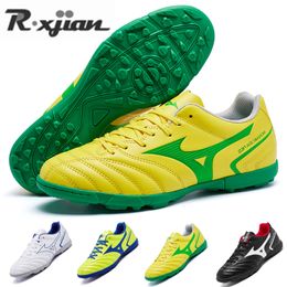 Rain Boots Rxjian High Ankle Soccer Shoes 3545 Men Ultralight Indoor Football Boys NonSlip Long Spikes Trainers Sneakers 230721