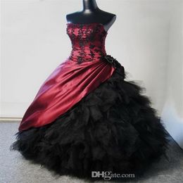 Gothic Burgundy and Black Wedding Dresses 2019 Applique Beaded Pleats Strapless Tulle Ball Gown Princess Bridal Gowns Vestidos De 290S