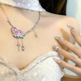 Choker Pink Crystal Heart-shaped Tassel Necklace Star Mountain Meteor Liquefied Peach Powder Love Clavicle