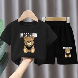 Kids Tracksuit Designer Summer Cartoon Two Piece Set Letter Print Short Sleeve T-shirt Shorts Sets for Boys and Girls Baby Childrens Clothes
