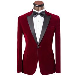 Real Po Burgundy Velvet Groom Tuxedos Peak Lepal Man Blazer Prom Clothing Dress Business Suits Jacket Pants Bow Tie H476304N