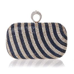 New Mini Finger Ring Handbag Diamond Rhinestone Clutch Bag Evening Banquet Crystal Purse Beautiful Bride Party Purse239j