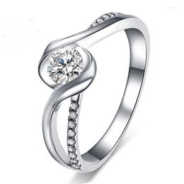 Wedding Rings Charm Crystal Twist Ring Female Jewelry Shining Stones Round Quality PT950 Platinum Girl Bride Accessories Trendy
