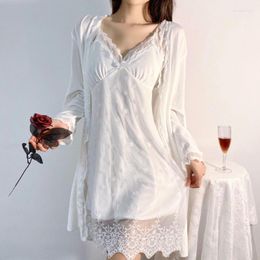 Women's Sleepwear Velvet Wedding Robe Set Women Autumn Winter Home Dress Sexy White Sweet Patchwork Lace Spaghetti Strap Nightgown