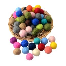 Craft Tools 100pcs/lot 20mm wool Felt Balls Garland Party Decor Wedding Decorations Colourful Kids Room Decor Fun Home Decor Diy Craft 230721