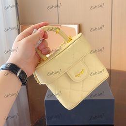 23s Womens Mini Makeup Bag Shoulder Bag Ring Top Handle Tote Leather Diamond Flap Gold Hardware C-Buckle Flap Matelasse Chain Crossbody Bags Bucket Bags 19x4x10cm