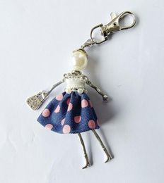 Keychains YLWHJJ 2023 Girls Doll Keychain Women Cute Bag Key Chain Car Pendant Handmade Fashion Brand Jewellery