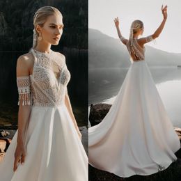 2020 Satin Boho Wedding Dresses Lace Keyhole Neckline Buttons Back Bohemian Beach Wedding Gowns vestido de novia212L