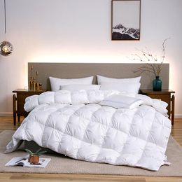 Bedding sets Luxury White Goose Down Filler Duvet 3D Bread Quilt Comforter Winter Heavy 4kg Weight 100 Cotton Shell Thickened 230721