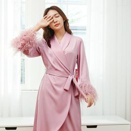 Women's Sleepwear Morning Gown Bride Temperament High-end Ostrich Feather Wedding Silk Robes For Women Robe
