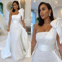 Arabic Dubai Mermaid White Evening Dress One Shoulder Formal Prom Party Gowns With Bow Satin And Sequined Overskirt Vestidos De2499