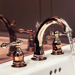 Widespead Basin Faucet Gray Classical Amercian Style Tap luxury Basin Mixer Hot And Cold Shower Room Sink Faucet