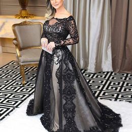 Modest Black Lace Evening Gowns Long Sleeves Bateau Neck Arabic Women Formal Dress Abendkleider Vestido largo Prom Party Gowns199c