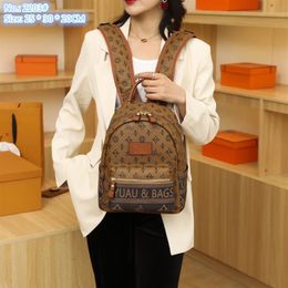 Whole factory ladies shoulder bags 3 Colours elegant atmosphere printing fashion backpack vertical contrast leather handbag mul2749