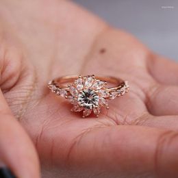 Wedding Rings Shiny Round Cut White Cubic Zircon Sunflower Shaped For Women Band Engagement Jewellery Rose Gold/Silver Colour Ring