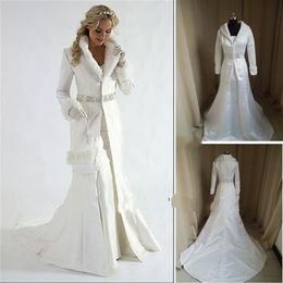 Intero - pelliccia Una linea Avvolgere senza spalline in raso Abito da sposa invernale bianco Mantello Cappella Treno Cappotto a maniche lunghe in raso per la sposa226P