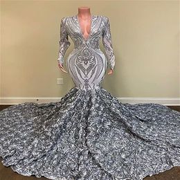 Modest Silver Grey Long Sleeve Prom Dresses Sexy Plunging V Neck Mermaid Flora Lace Evening Gowns African Girls Graduation Party W289T