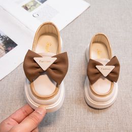 Sneakers Japanese Sweet Princess Casual Leather Shoes Bow Kids Round Head Spring Nonslip Children's Fashion Loafers Glossy Elegant 230721