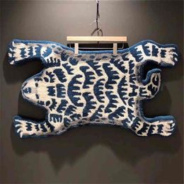 Human Made Polar Bear Rug – OALLERY