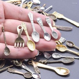 Charms 20/30/40Pcs Mixed Styles Cooking Spoon Fork Retro Random Kitchen Tool Supplies Pendant For Diy Necklaces Jewellery Making