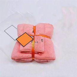 Fashion Bath Towel Set Coral Velvet Designer Towel Letter Face Towels Luxury Absorbent Men Womens Wash Cloths Baths241L