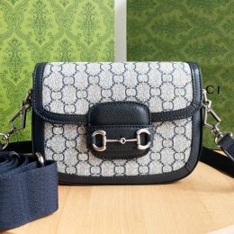 Дизайнерская качественная женская сумка через плечо 5А с магнитной металлической подвеской, регулируемым ремешком и функциональной сумкой