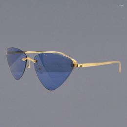 Sunglasses FE40047S Cat Eye Titanium Women's Triangle Brand Designer Personalized Eyeglasses Solar Glasses For Men UV400 Lenses