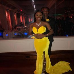 Sexy Yellow Velvet African Mermaid Prom Dress Plus Size Sweetheart Side Split Formal Evening Dresses Long Gala Party Gowns2962