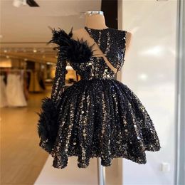 Sexy Black One Shoulder Prom Dresses For Women 2022 Feathers Sequined Short Mermaid Party Dress Mini Cocktail Homecoming1905